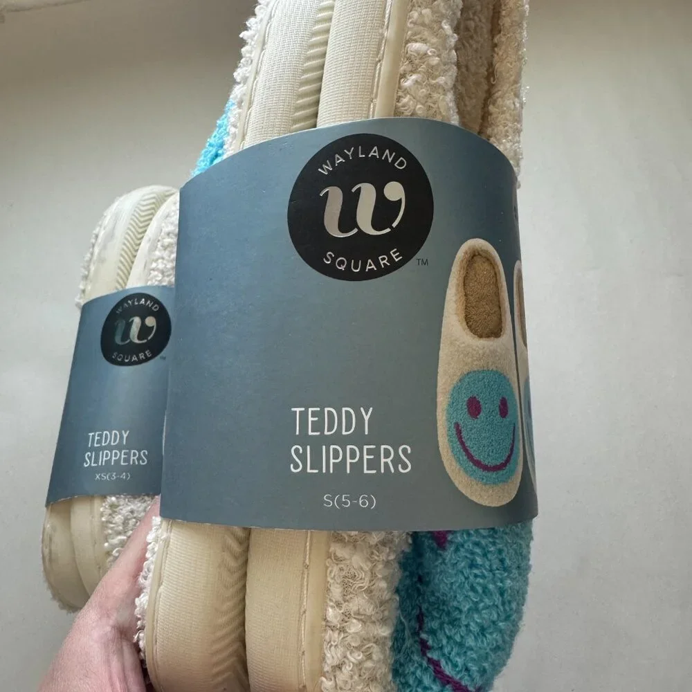 Bundle-Wayland Square Teddy Slippers Size XS & Small Beige Blue Happy Face